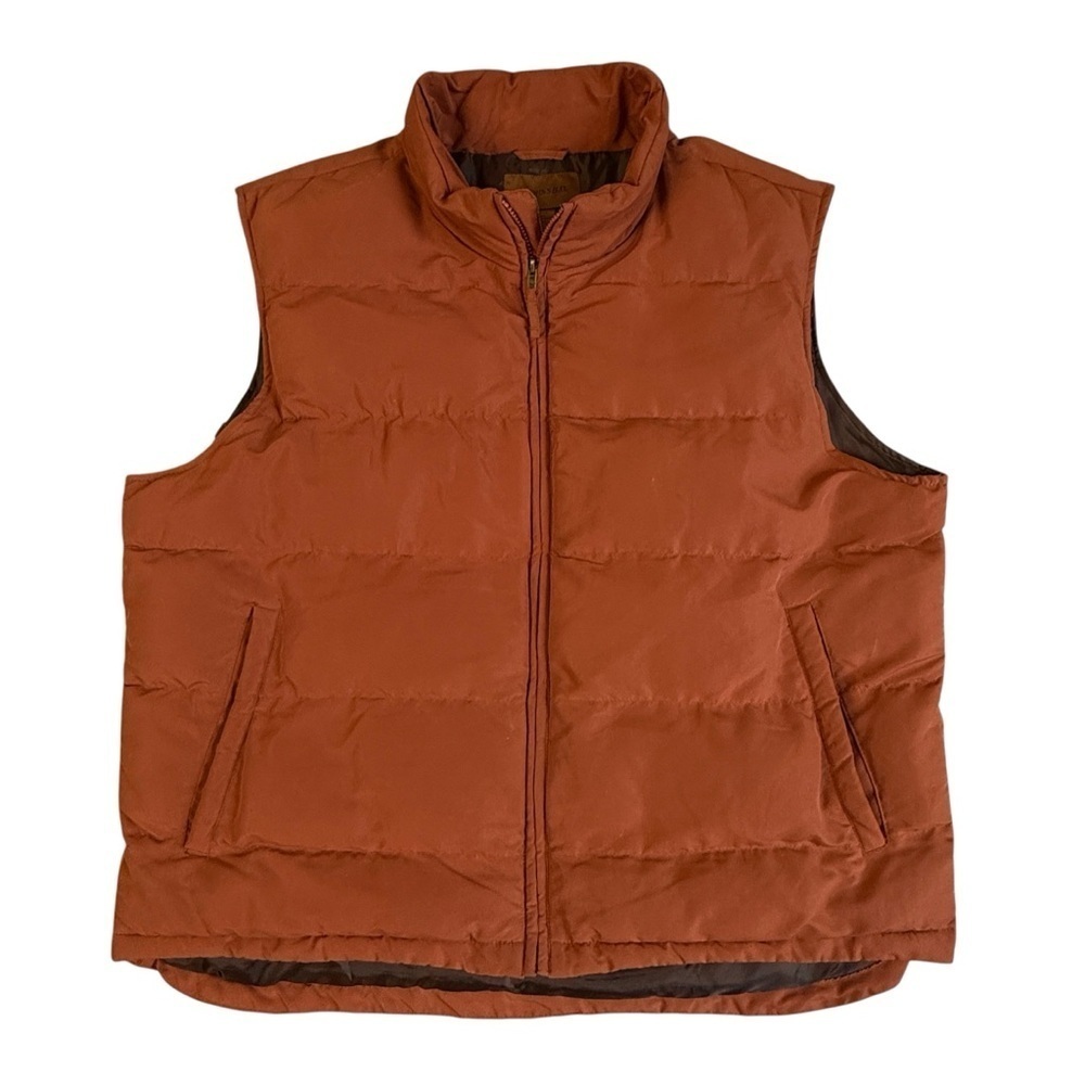 St. John's Bay Men’s Puffer Vest. 4 Pocket Zip Front. Orange Size XL #1524